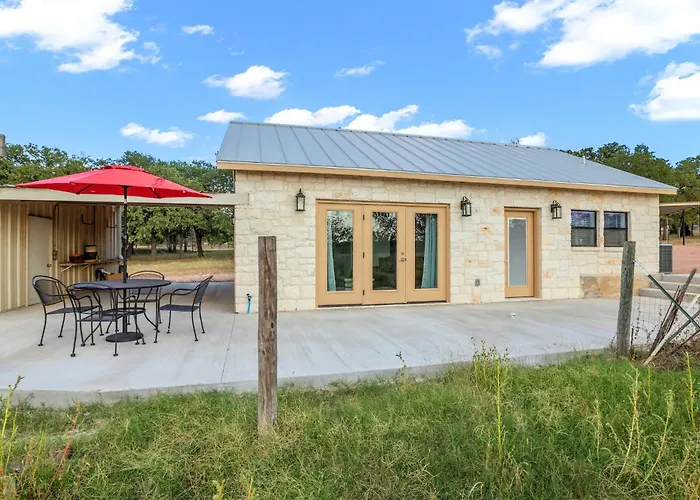 Pecan Farm Garden Haus